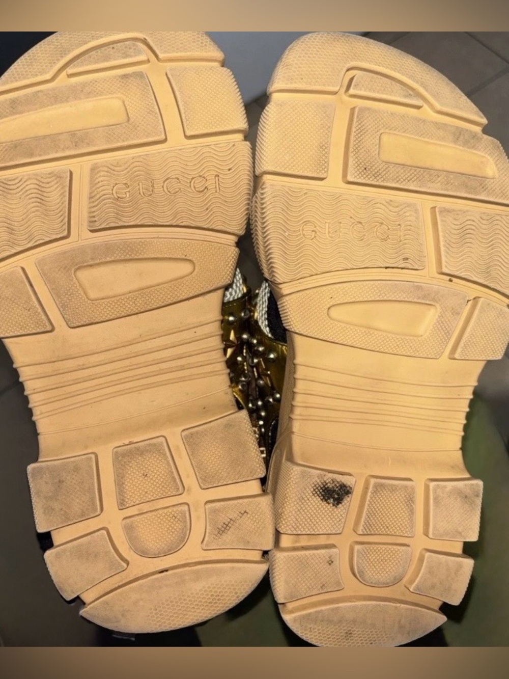 Gucci Aguru crystal embellished level sandal. - Picture 7 of 7
